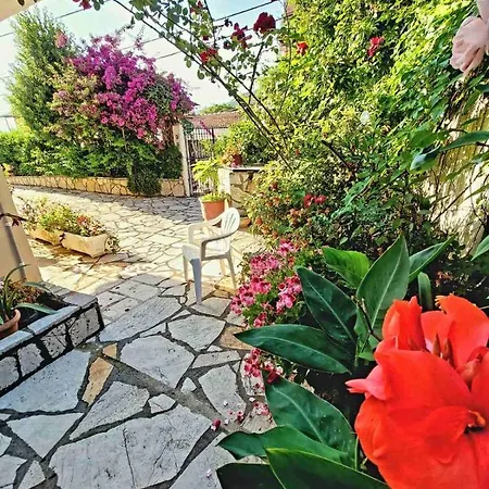 Dantina Agios Gordios Daire Agios Gordios (Corfu)